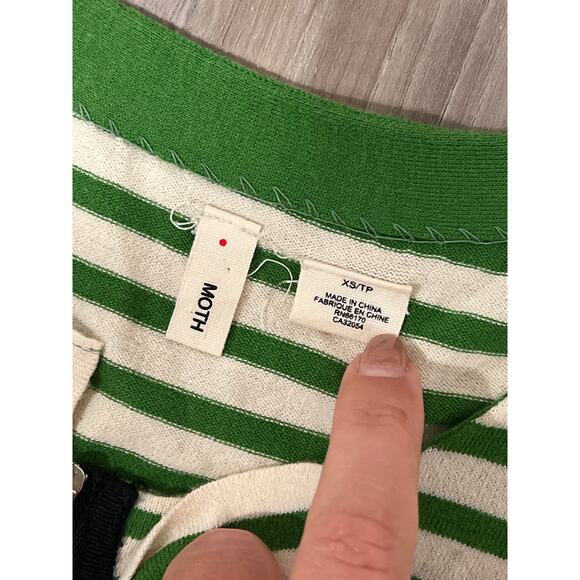 Moth, 3/4 Sleeve, Full Zip, Top. Size XS, KB184 - Picture 4 of 5